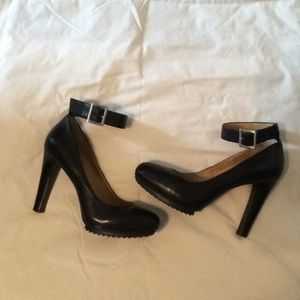 Black Nine West Heels